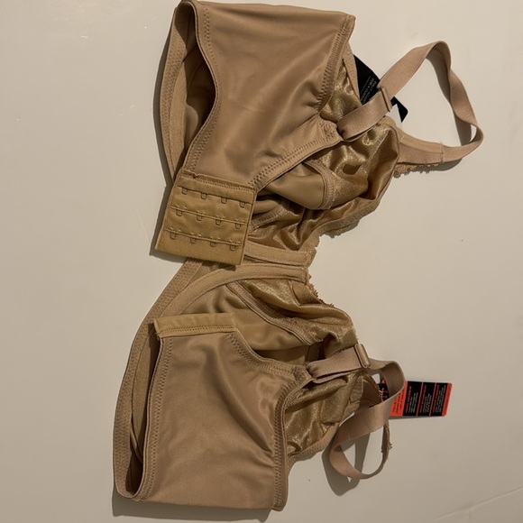 Lilyette By Bali 38DDD Beige The Lily Fit Bra UNDERWIRE SUPPORT MINIMIZER 0428 - Picture 2 of 8